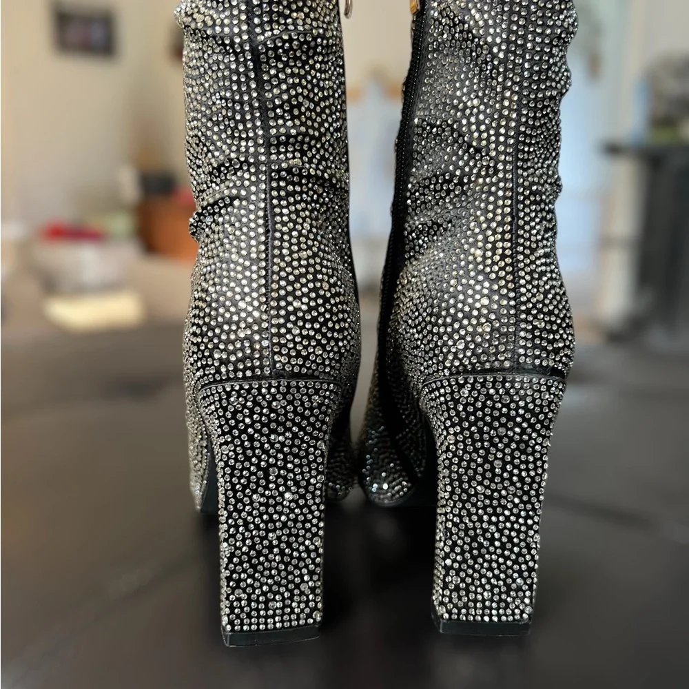 BILLINI- BRITTANY BLACK SATIN-RHINESTONE BOOTIE SIZE 6